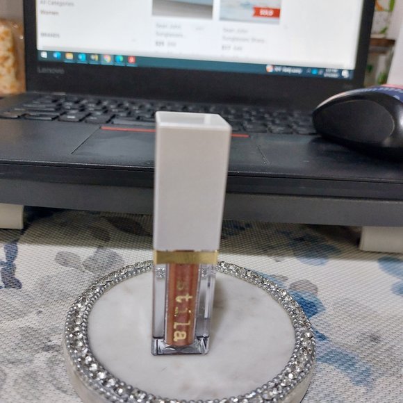 Stila Glisten & Glow Liquid Eye Shadow Oasis 0.15 oz - Picture 1 of 5